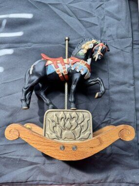 Vintage Willitts Melodies Rocking Ceramic Horse Music Box Waltz / Carousel